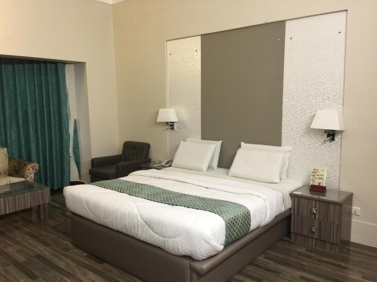 Star Guest House Karachi Eksteriør bilde